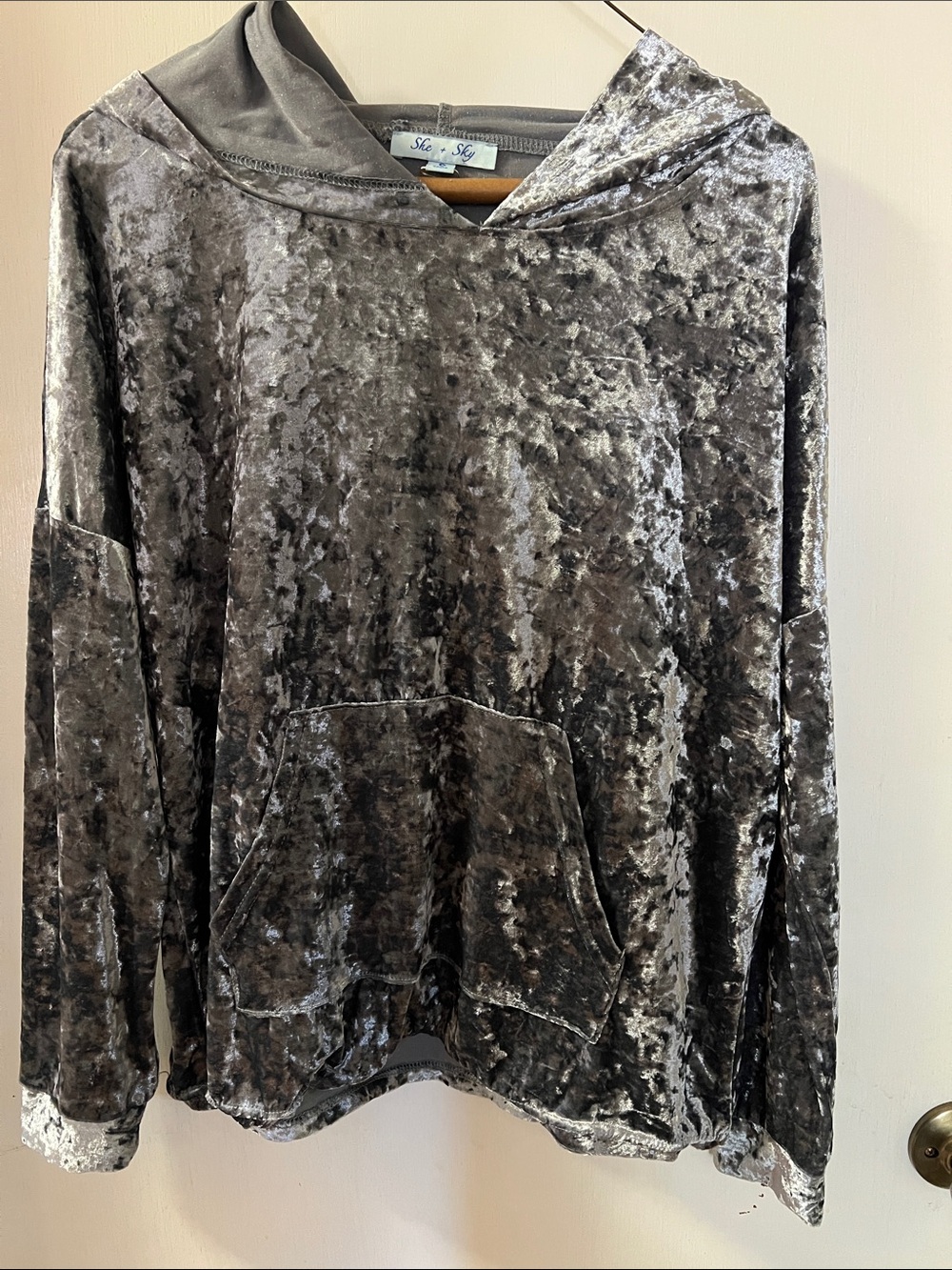 She + Sky Crushed Velvet Crewneck Hoodie - Silver Gray
